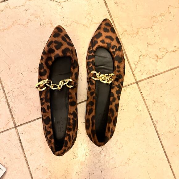 Asos Design 7 Mary Jane Pointed Suede Ballet Flat Leopard Old Money Gold Chain - Picture 6 of 11